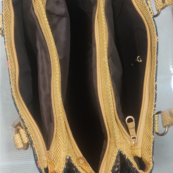 Green Beauty - Silk and Jute tote bag - Picture 7 of 7